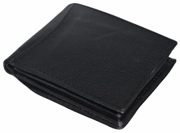 Black Flip Cardholder Wallet – Functional and Stylish Black cardholder flip wallet ideal for cards and cash