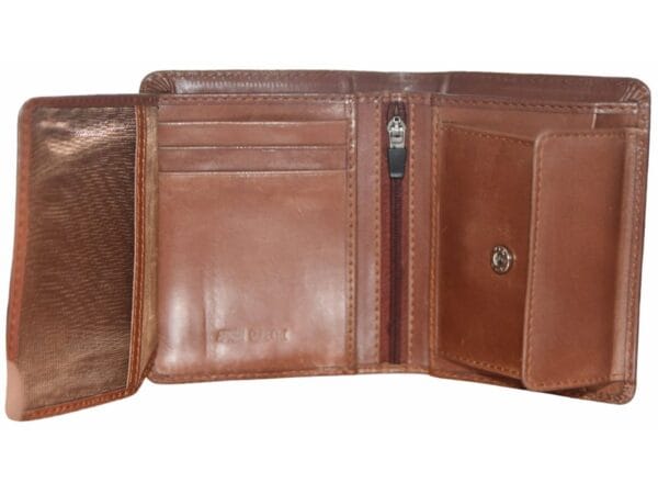 Men's Compact Wallet with Zipper – Essential Accessory Compact men's wallet with zipper for daily convenience
