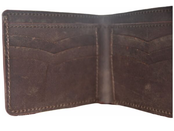 RFID Slim Wallet – Modern Safety for Cards & Cash RFID slim wallet offering modern safety and protection for valuable cards